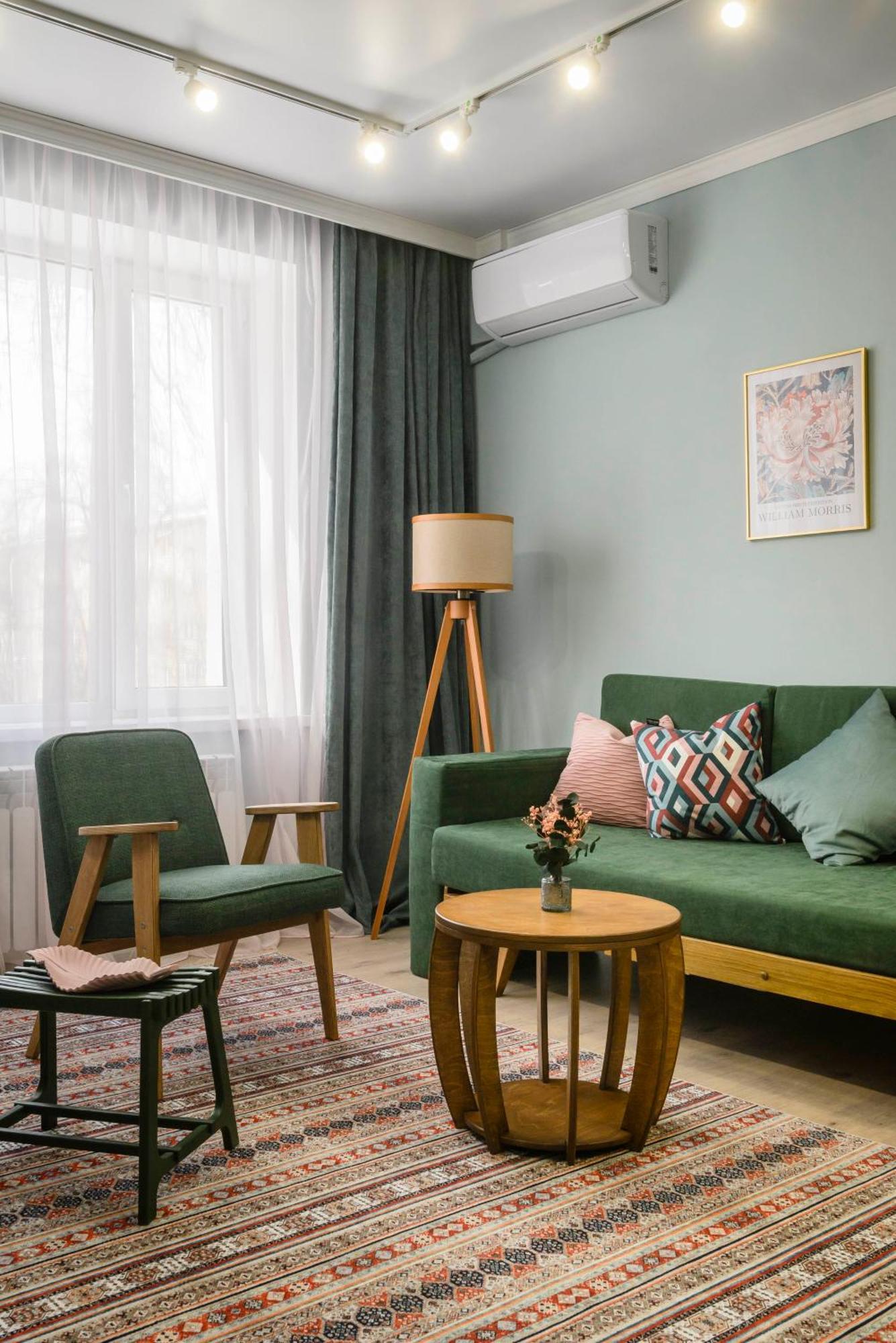 Mid-Century Charm Apartments В Центре Алматы Exterior foto